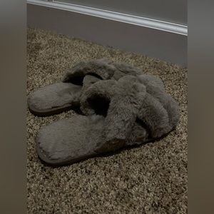 super soft brown fuzzy bedroom slippers